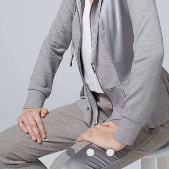 WHBM Cargo Satin Trimmed Pants - Picture 3 of 11